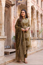 Mehendi Green Ethnic Mandala Print Set